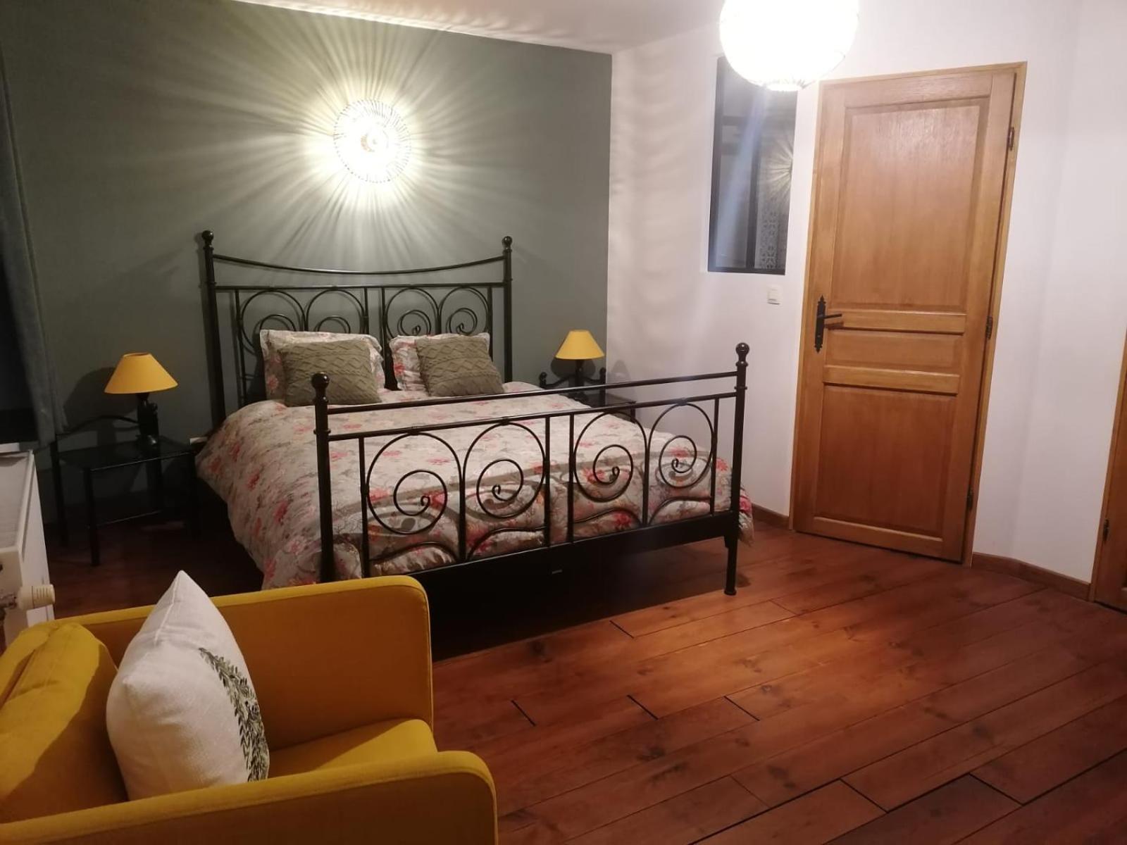 La Libellule Bed and Breakfast Couvin Esterno foto